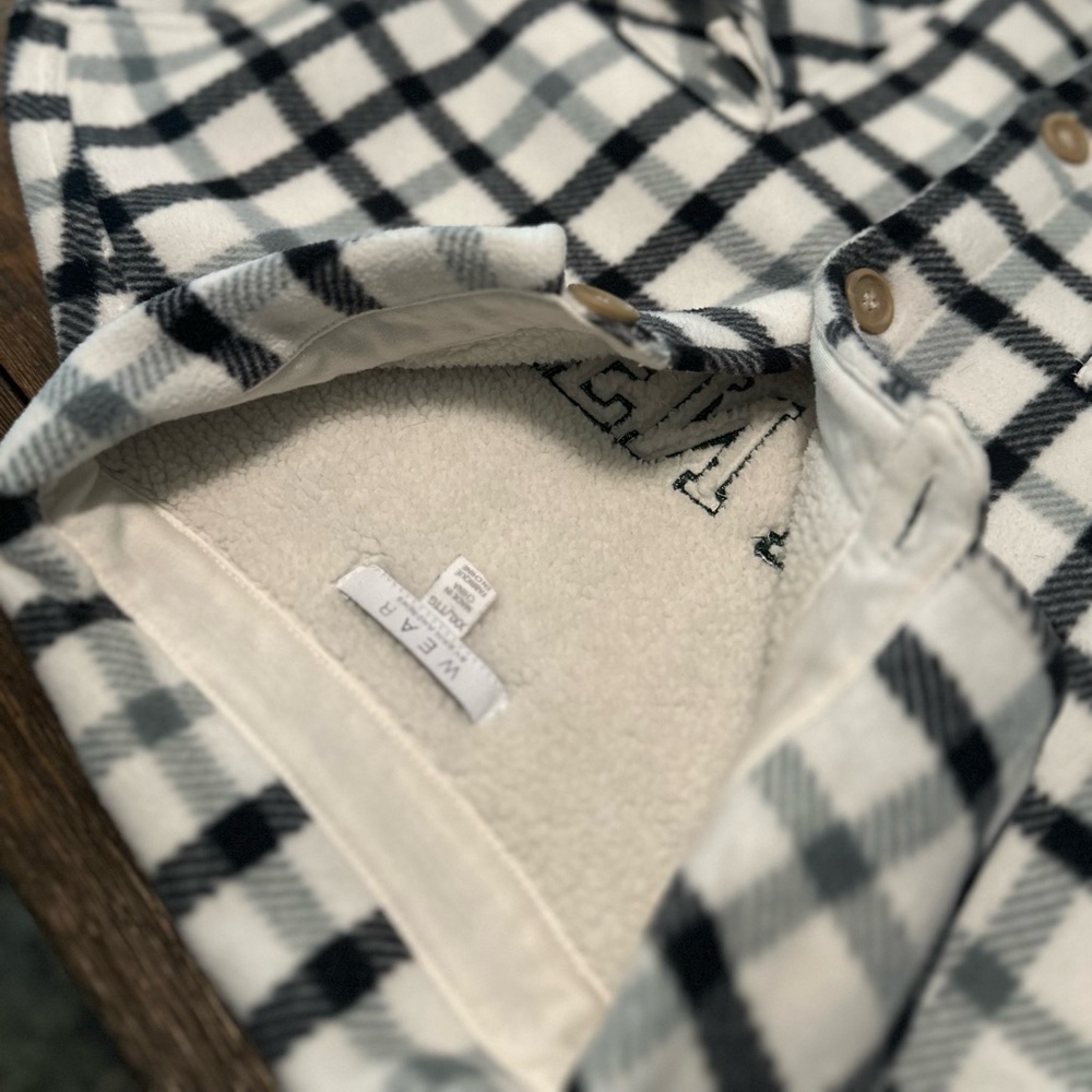Erin Andrews Green Bay Packers Flannel Jacket
